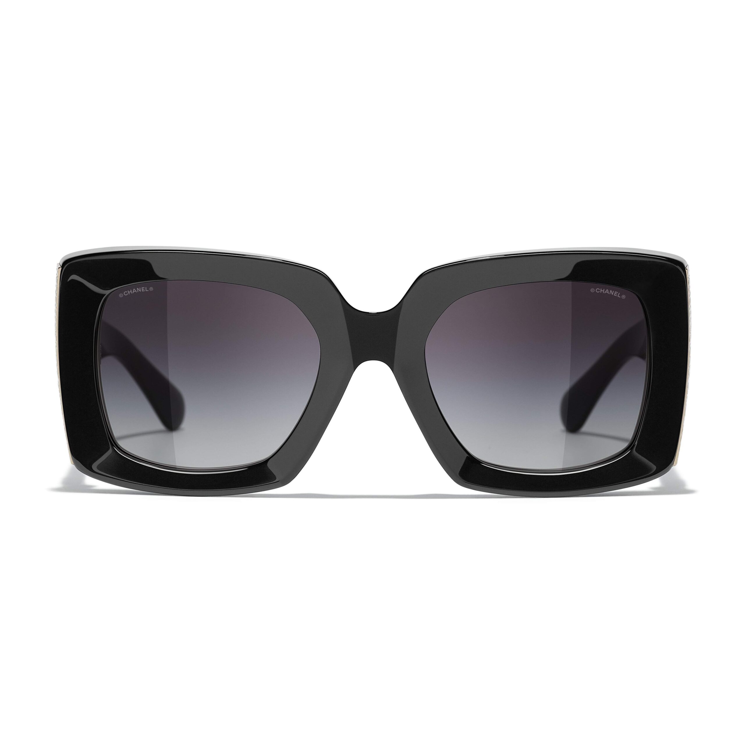 chanel-tweed-black-ch5435-c622-s6-53-22-large-gradient (1)